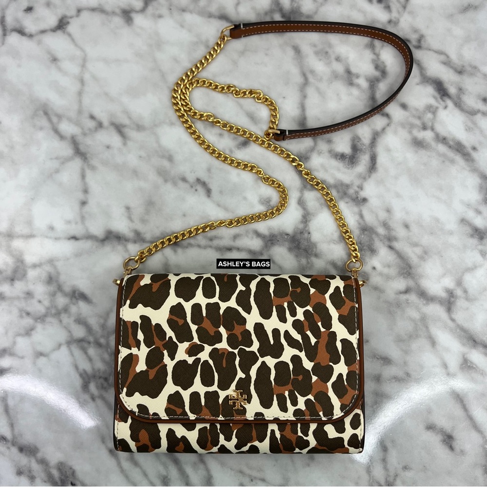 Tory Burch Emerson Printed Chain Wallet Crossbody In Leopard Print - Picture 2 of 10